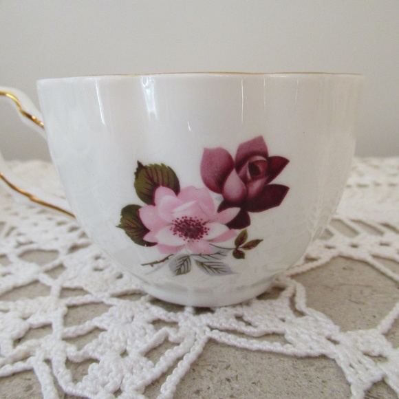 12 Piece Royal Grafton fine Bone China - Picture 9 of 12